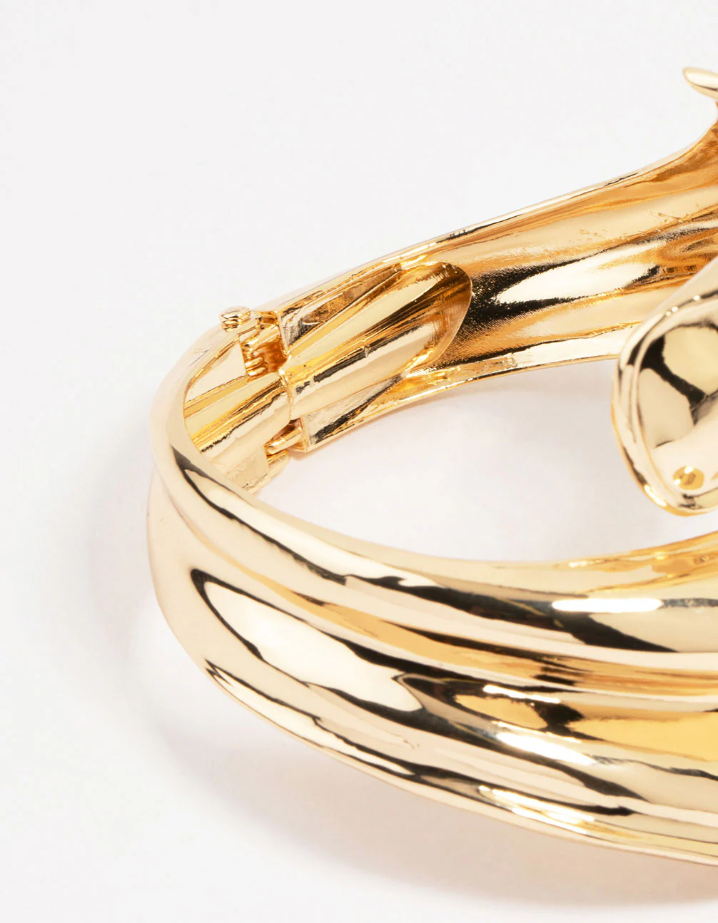 Gold Ribbed Wave Wrap Wrist Cuff - Image 3