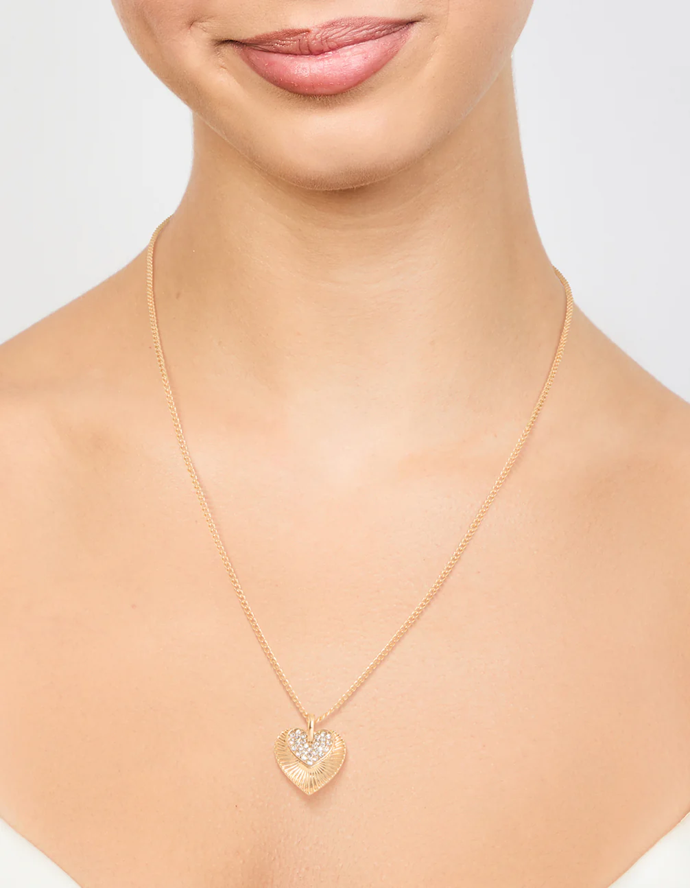 Gold Cubic Zirconia Textured Heart Pendant Necklace - Image 2