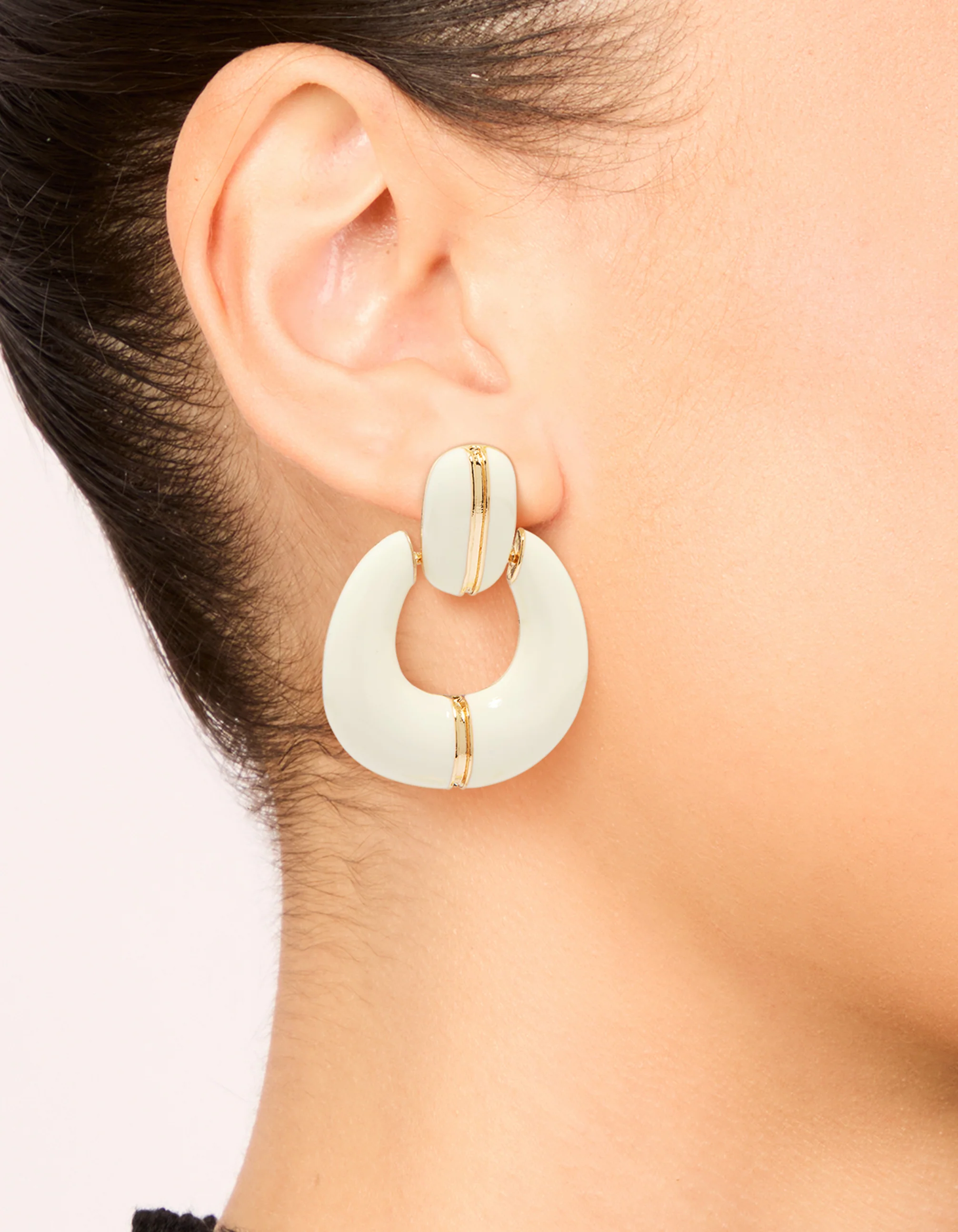 Gold White Acrylic Doorknocker Stud Earrings - Image 2