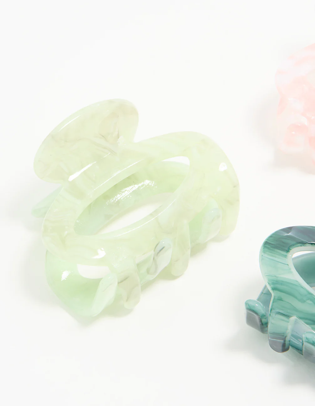 Green & Pink Acrylic Oval Claw Clips 3-Pack - Image 2