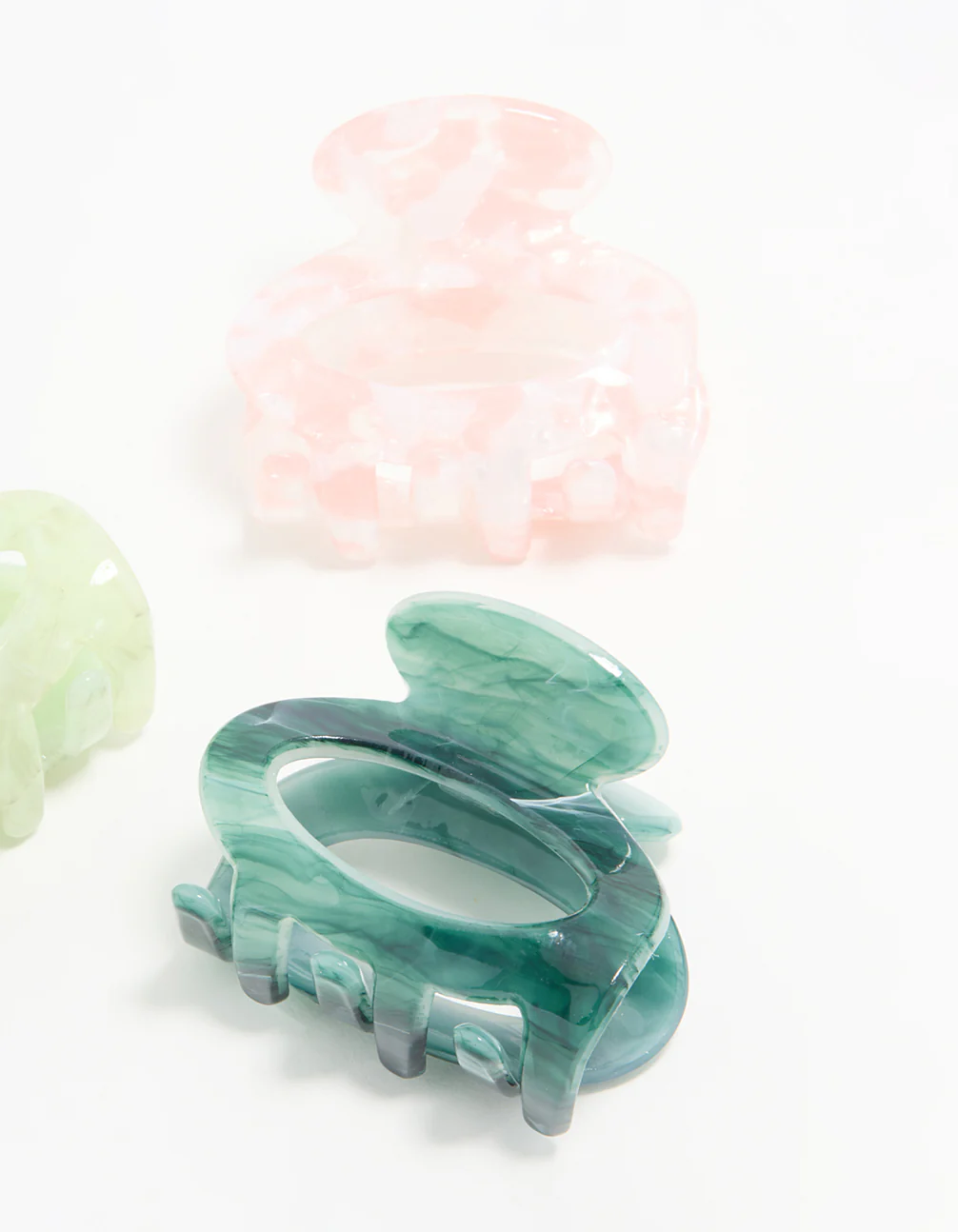 Green & Pink Acrylic Oval Claw Clips 3-Pack - Image 3