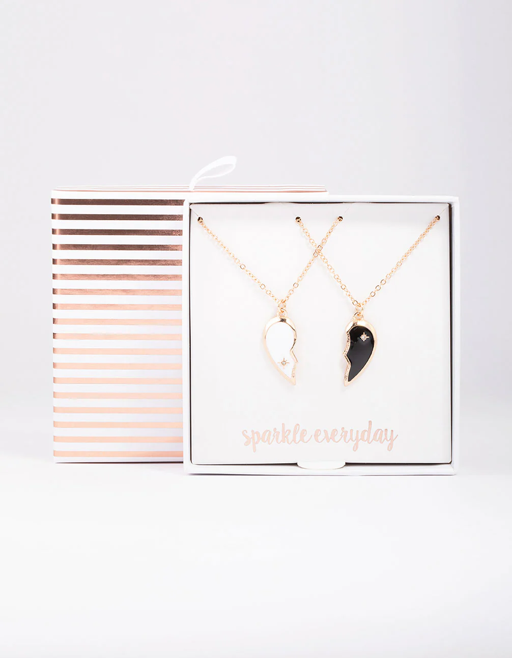 Gin Yin & Yang Heart Necklace Pack - Image 2