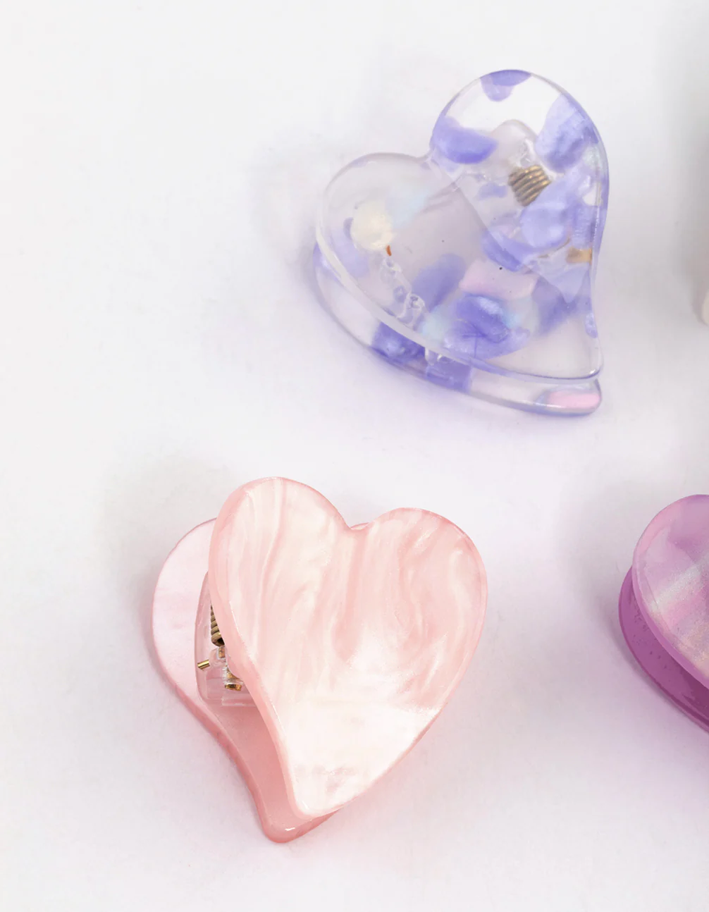 Acrylic Mini Hearts Claw Clip 4-Pack - Image 2