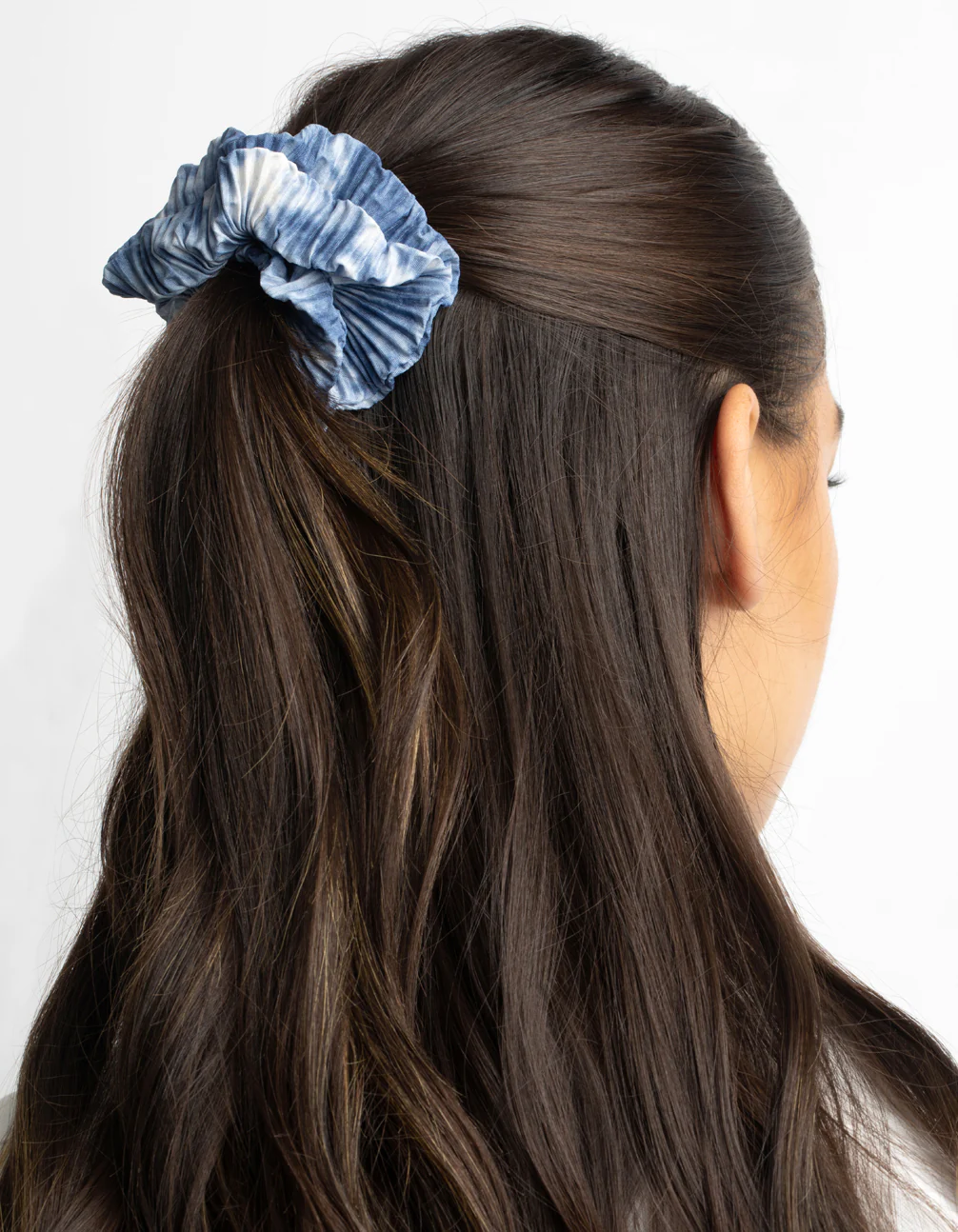 Pleated Tie Dye Scrunchie Set - Image 2