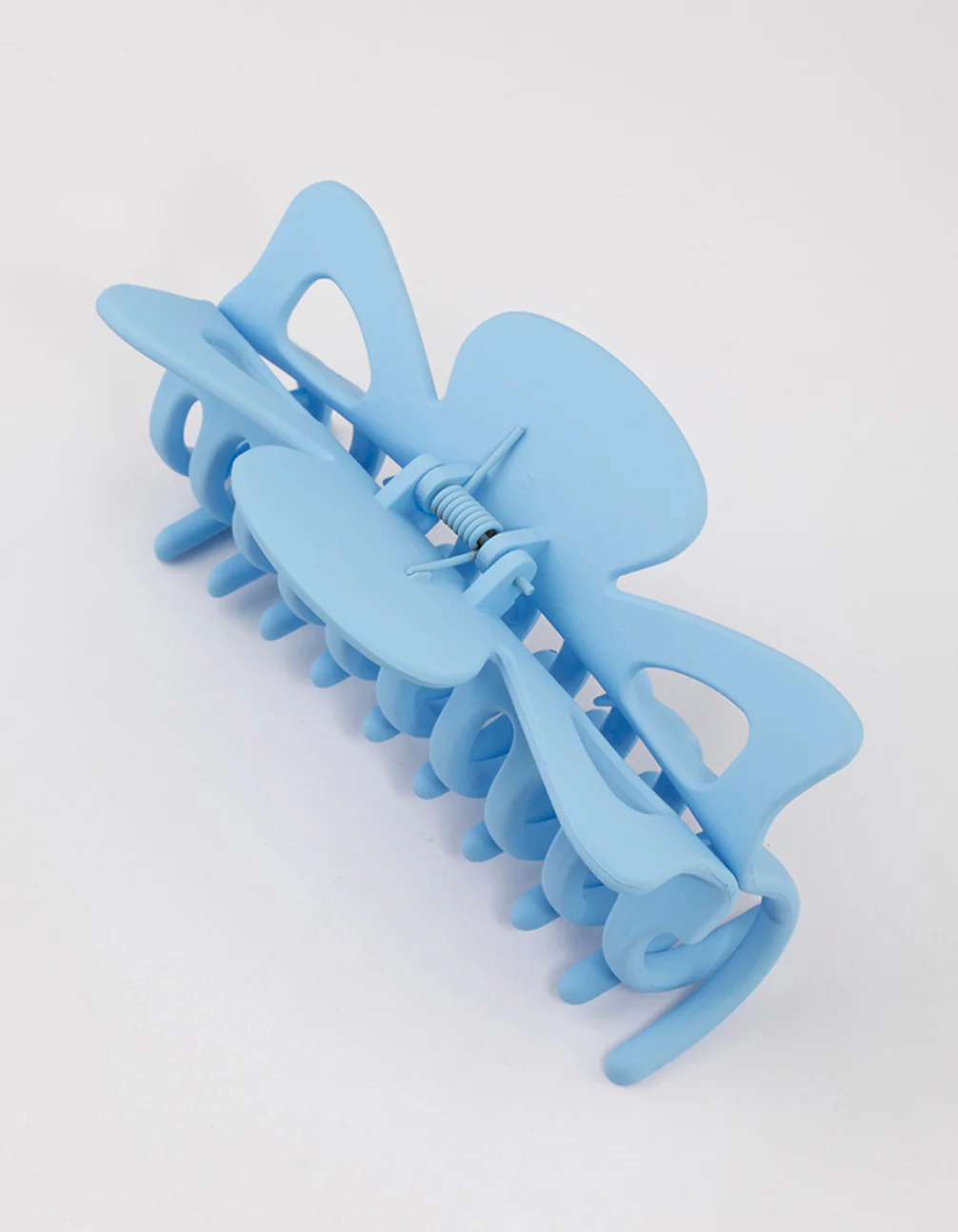 Blue Acrylic Triangular Cut Out Claw Clip - Image 3