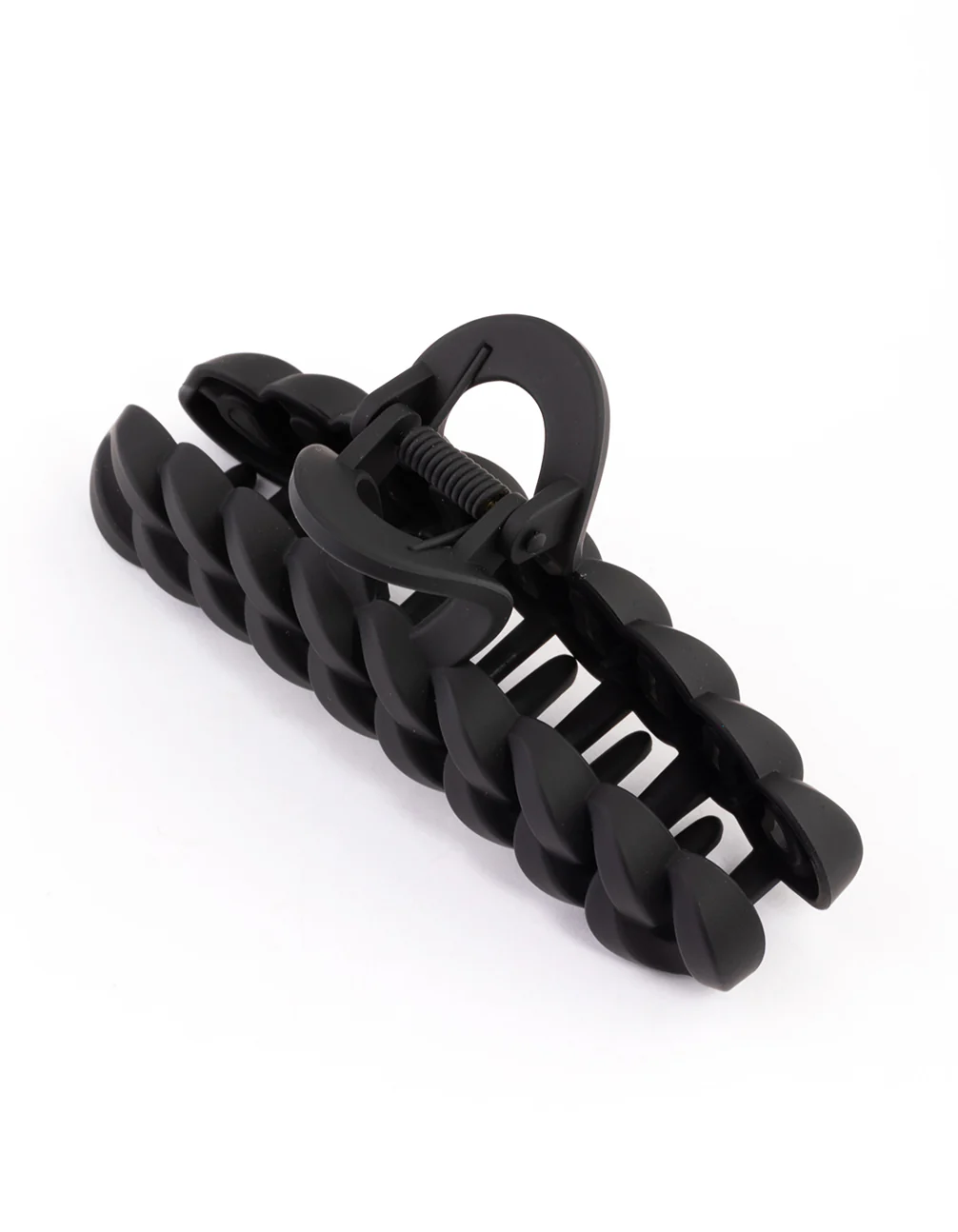 Black Chain Cut Out Hair Claw Clip - Image 3