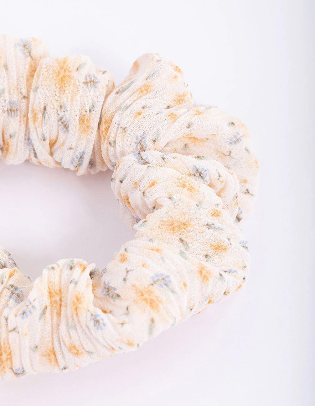 Fabric Pleated Flower Scrunchie Pack - Image 3