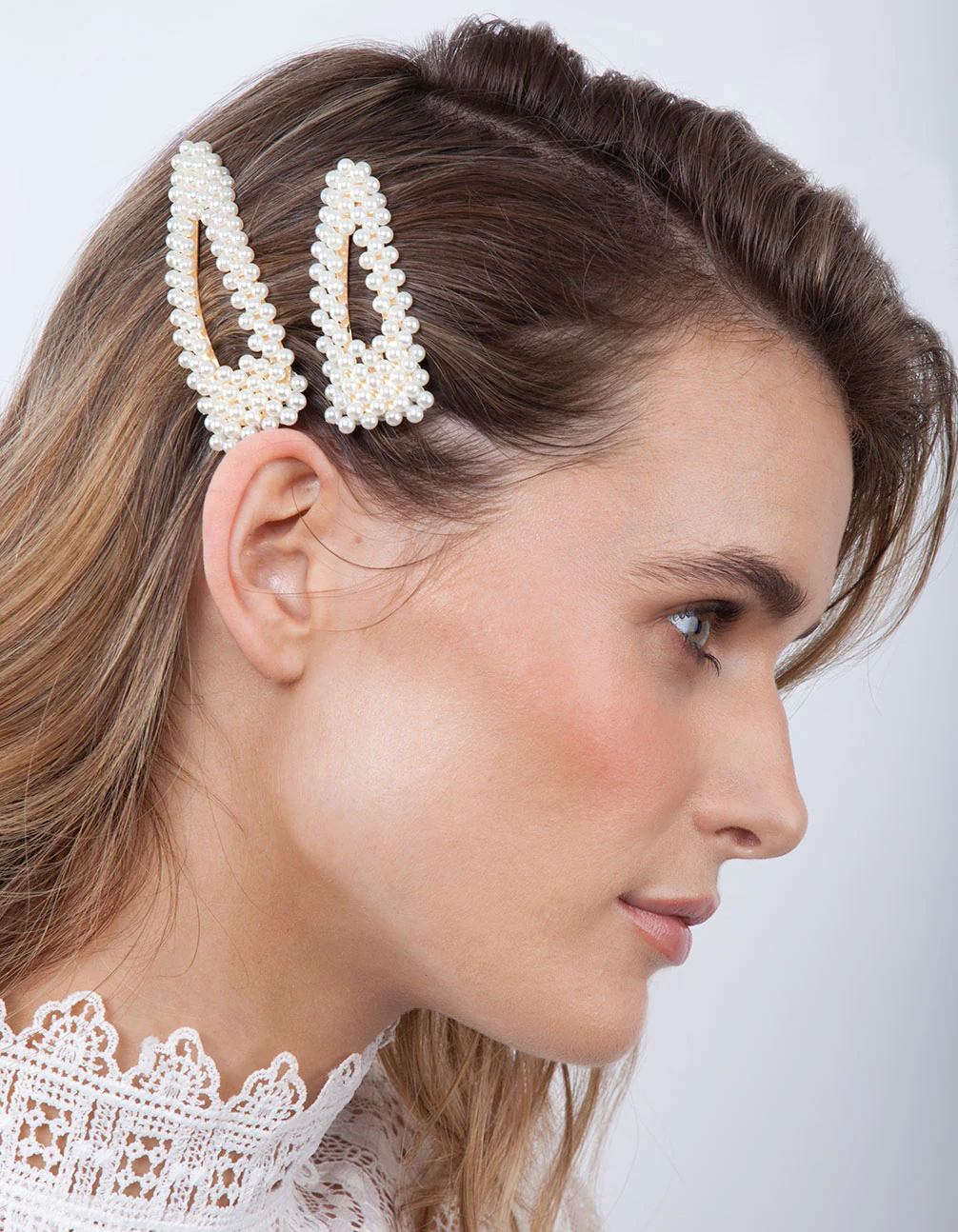 Gold Pearl Triangle Hair Clip Duo - Image 2