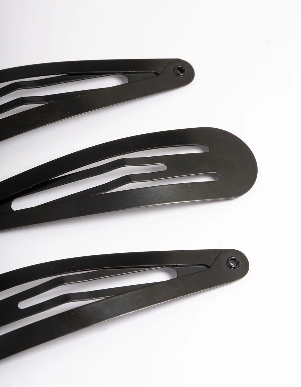 Coated Black Medium Snap Clip Pack - Image 2