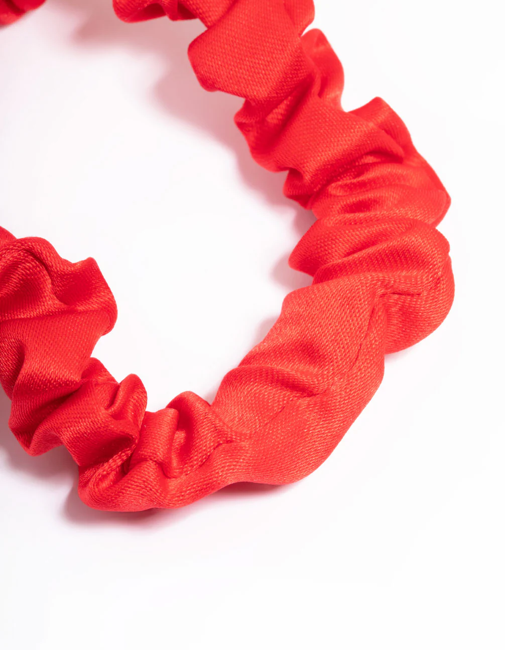 Red Fabric Clamp Thin Scrunchie - Image 2