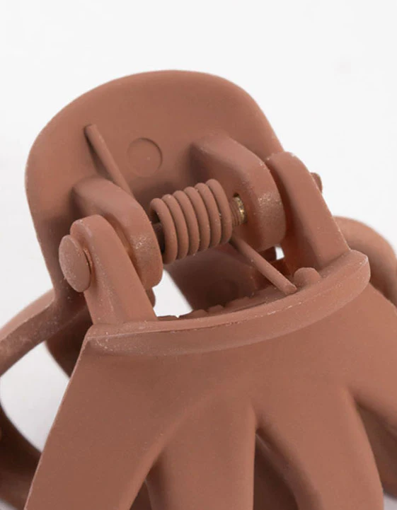 Brown Four Prong Mini Hair Claw Clip - Image 3