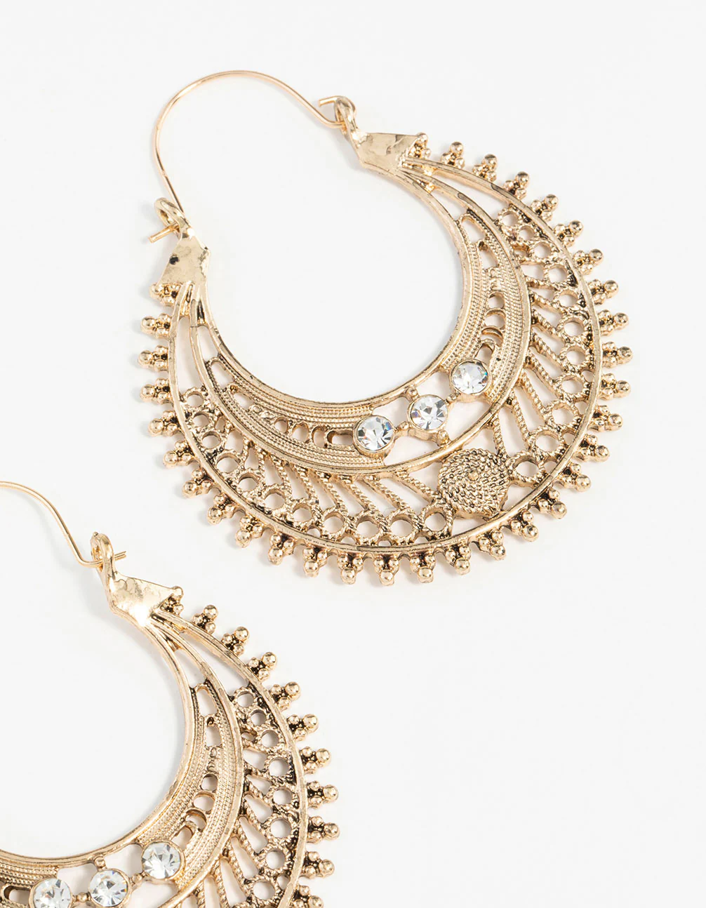 Antique Gold Detailed Hoop Chandbali Earrings - Image 5