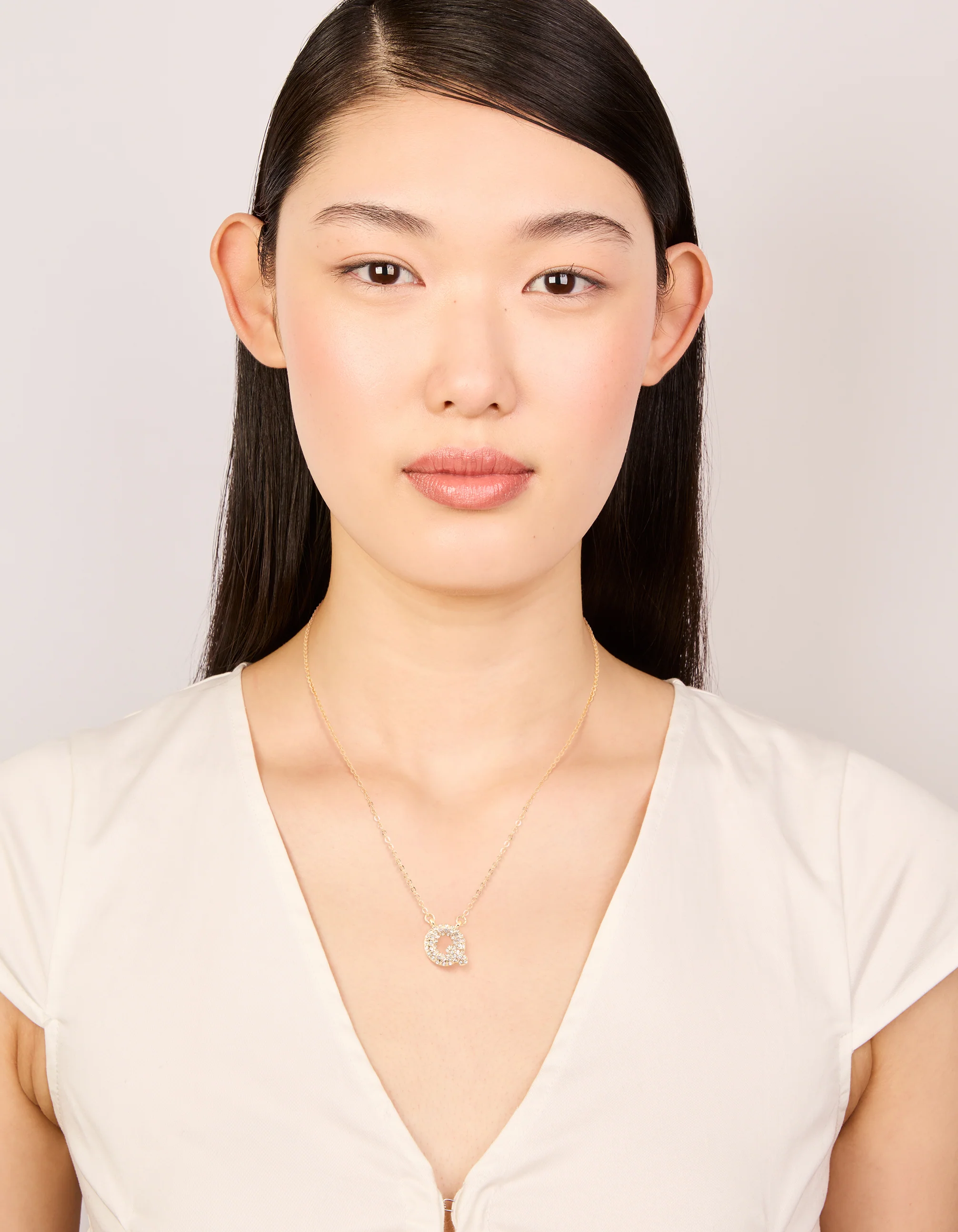 Kids Gold Cubic Zirconia Letter Q Necklace - Image 4