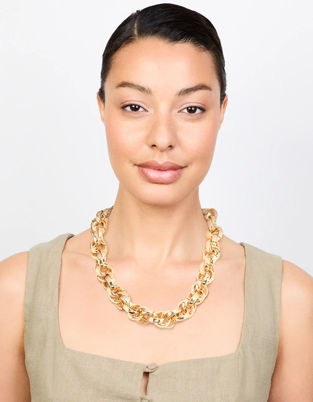 Large Gold Open Chain Necklace - Image 3