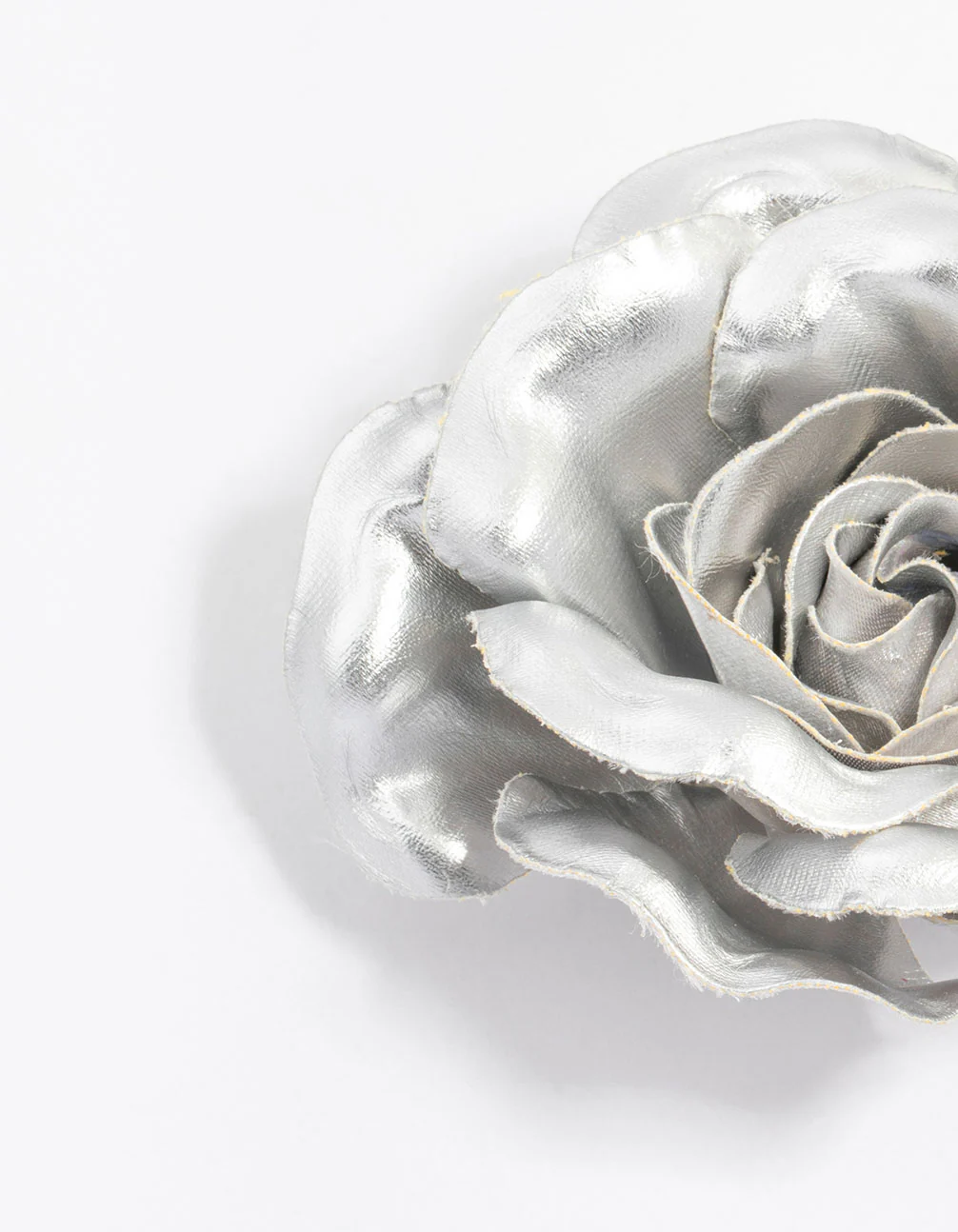 Large Metallic Flower Clip - Image 2