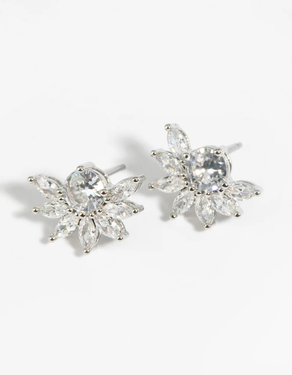 Diamond Simulant Flower Necklace & Earrings Set - Image 4
