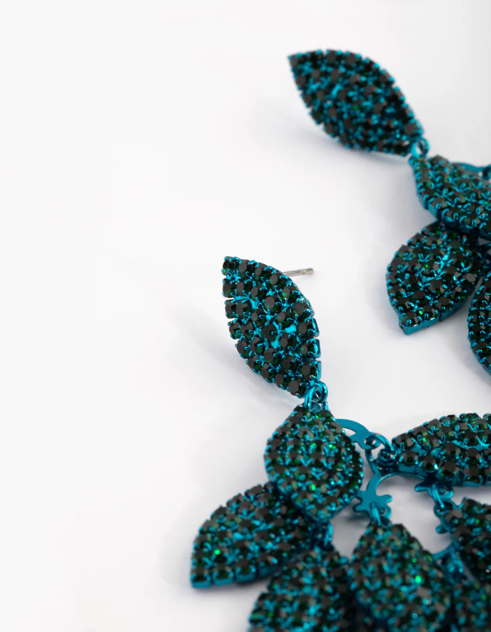 Matte Green Diamante Leaf Earrings - Image 4