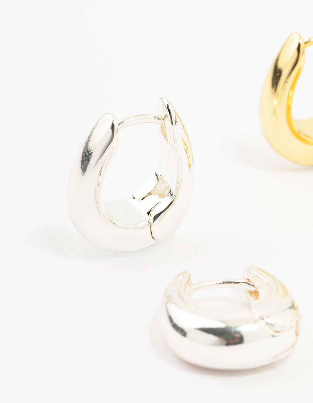 Mixed Metals Blend Oval Hoop Earrings 2-Pack - Image 2