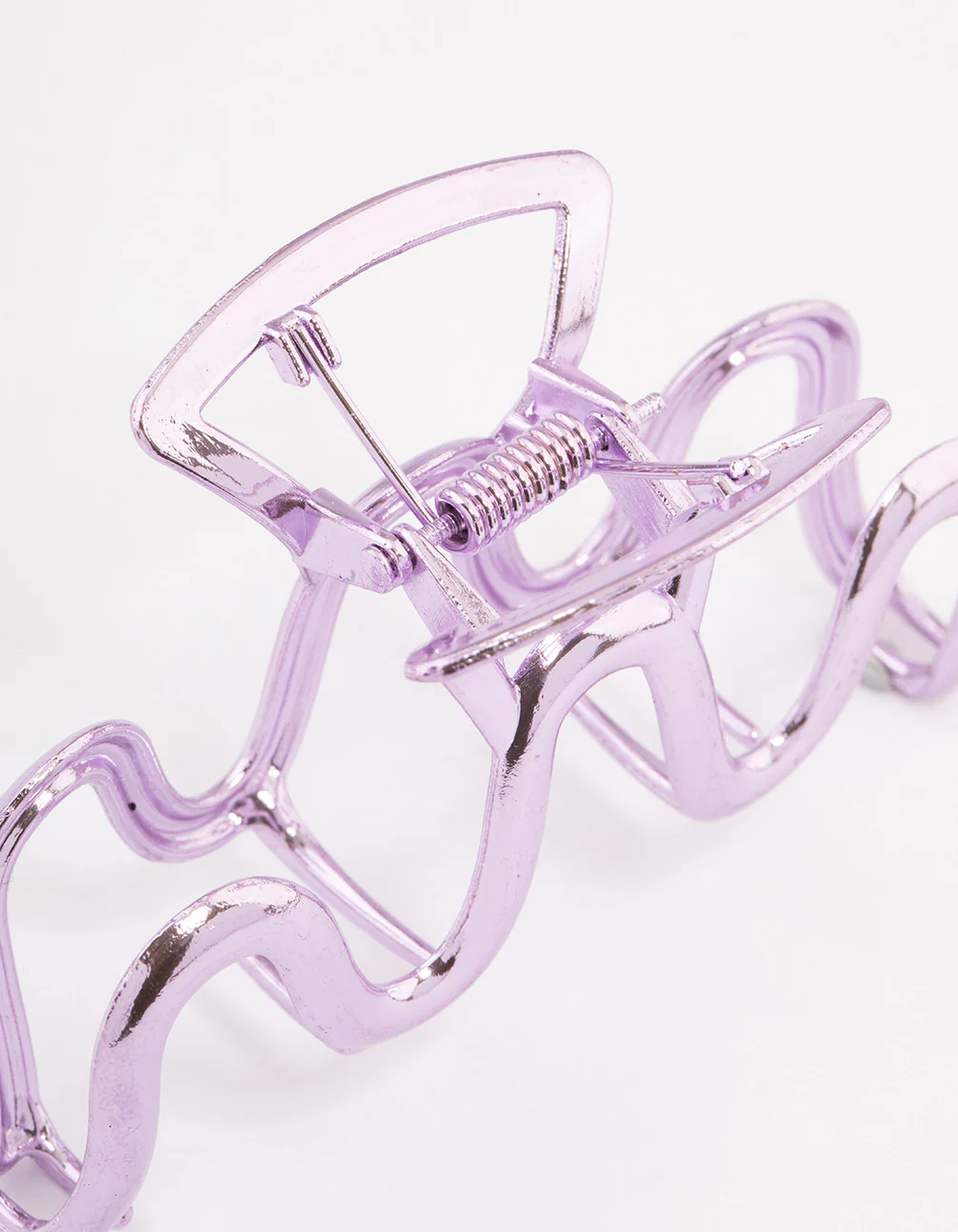 Pink Coated Wave Claw Clip - Image 3
