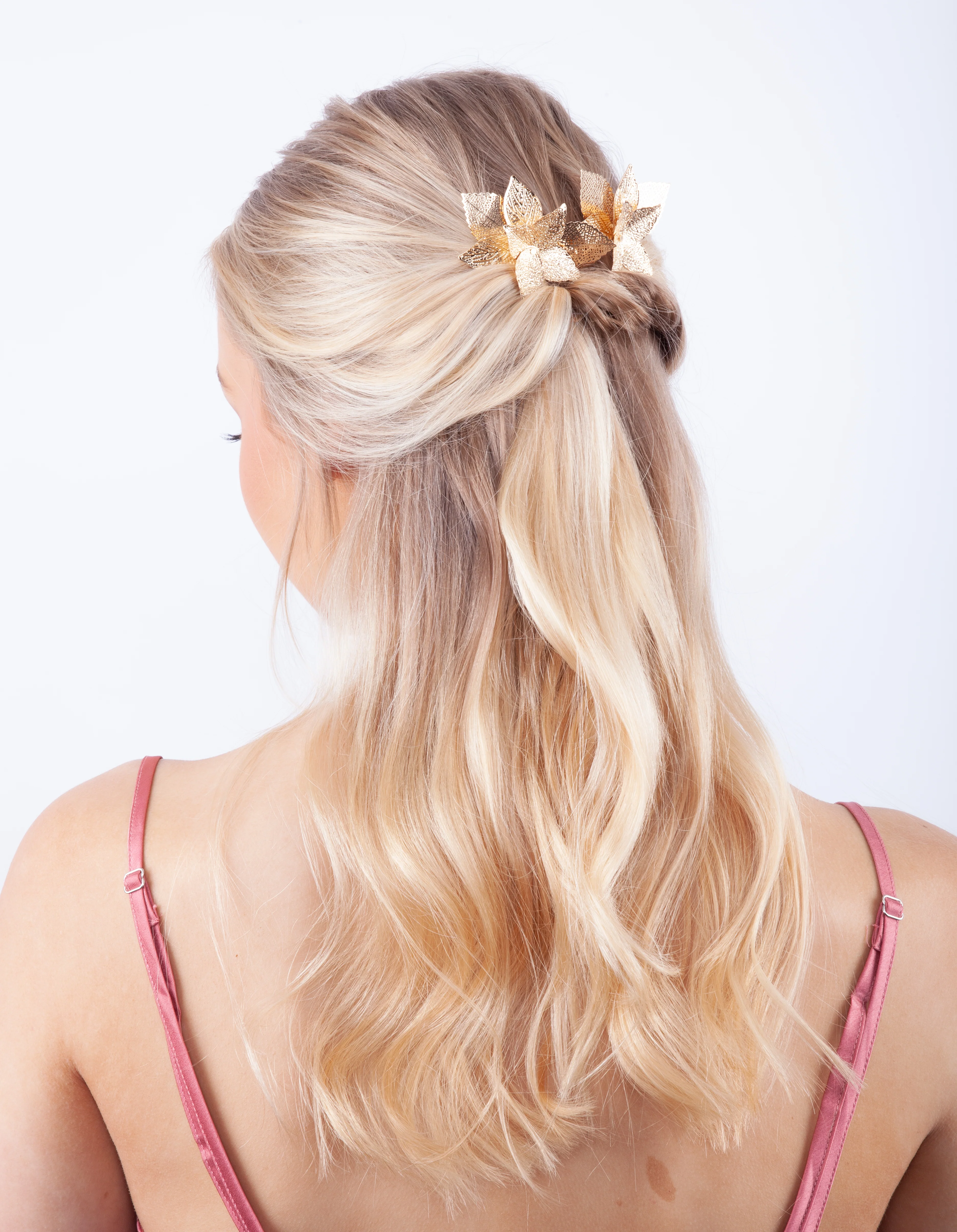 Gold Textured Flower Comb - Image 2