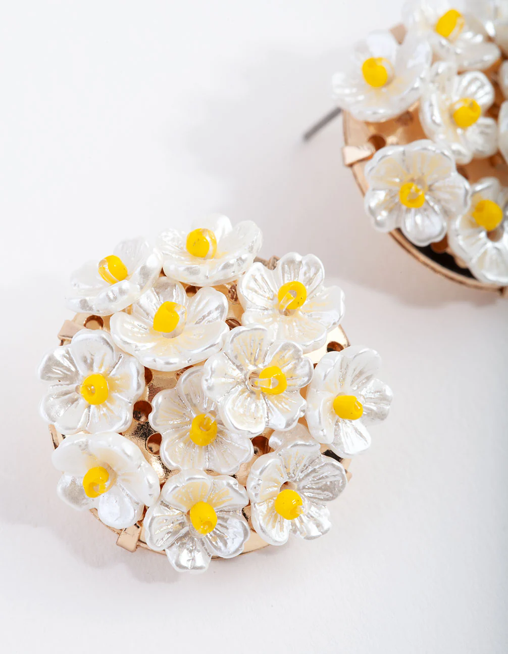 White Daisy Bouquet Stud Earrings - Image 2