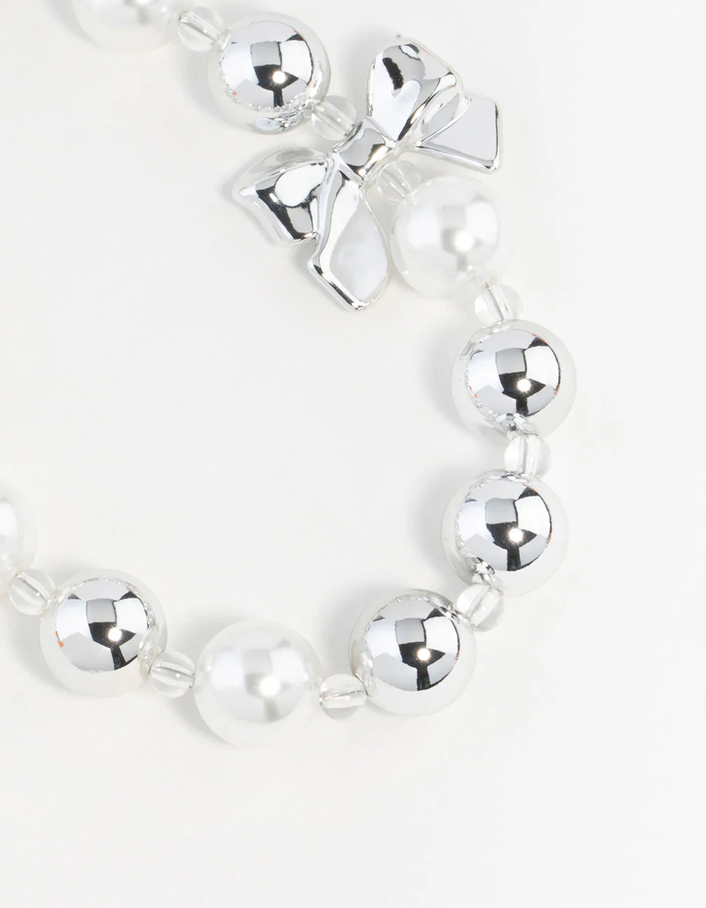 Plastic Bow & Pearl Heart Keychain - Image 2