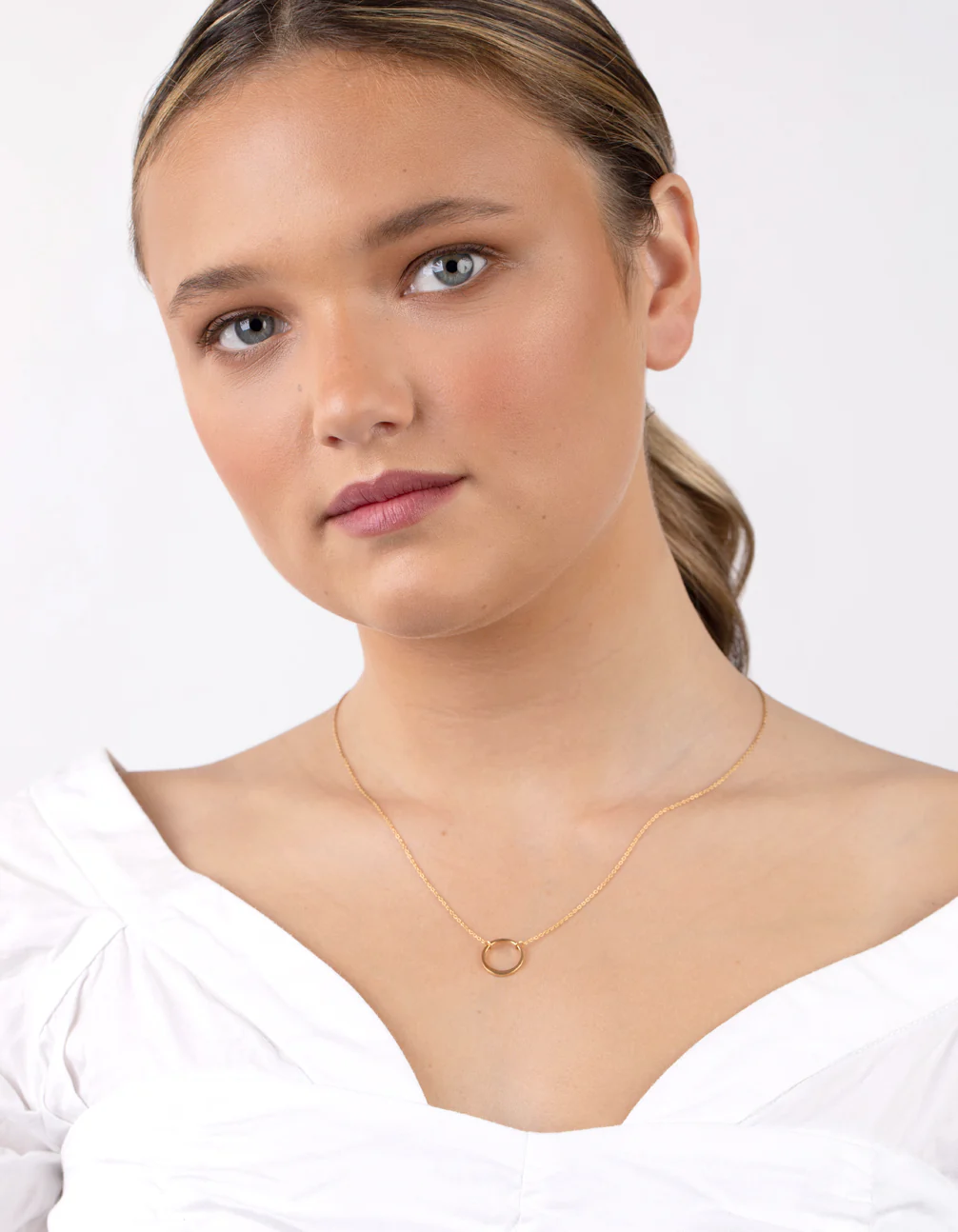 Gold Plated Sterling Silver Open Circle Pendant Necklace - Image 5