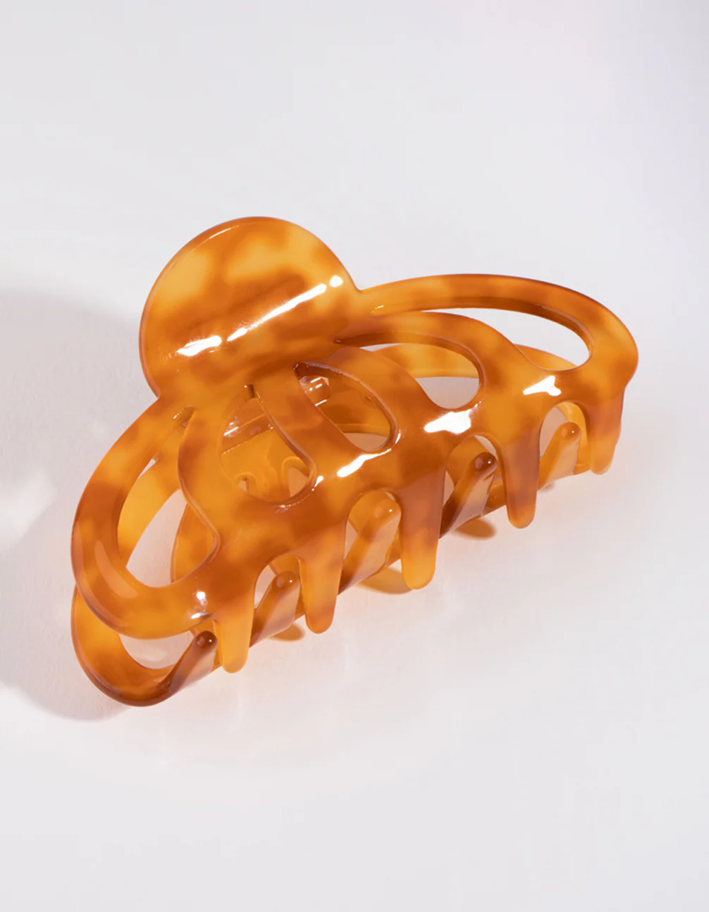 Cream Ceramic Swirl Five Hole Acetate Claw