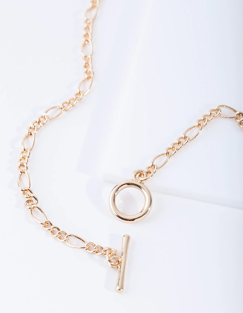 Gold Plated Figaro Chain T&O Short Necklace - Image 3