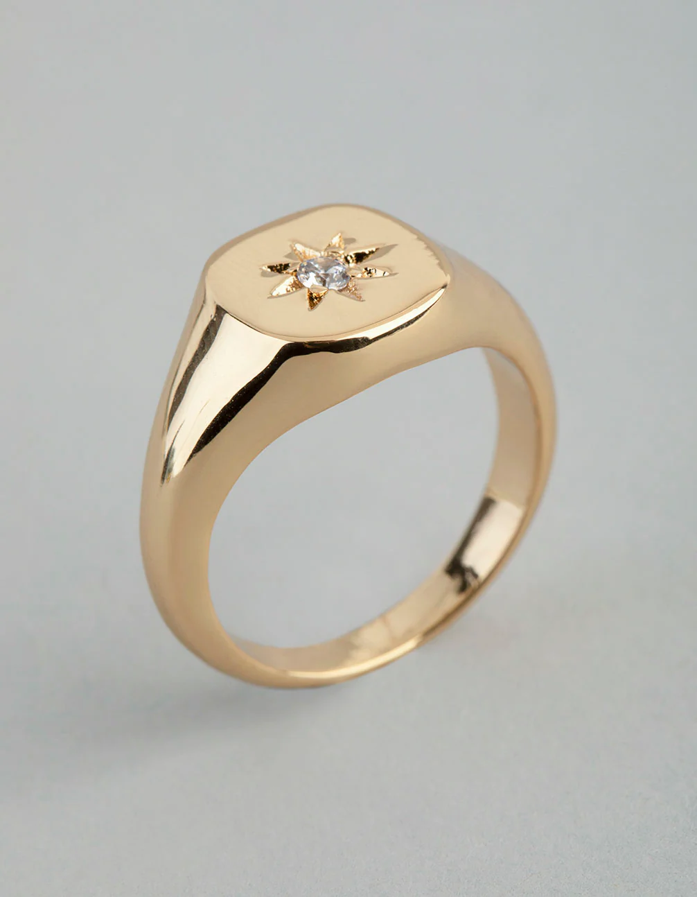 18ct Gold Plated Brass Cubic Zirconia Star Signet Ring - Image 3