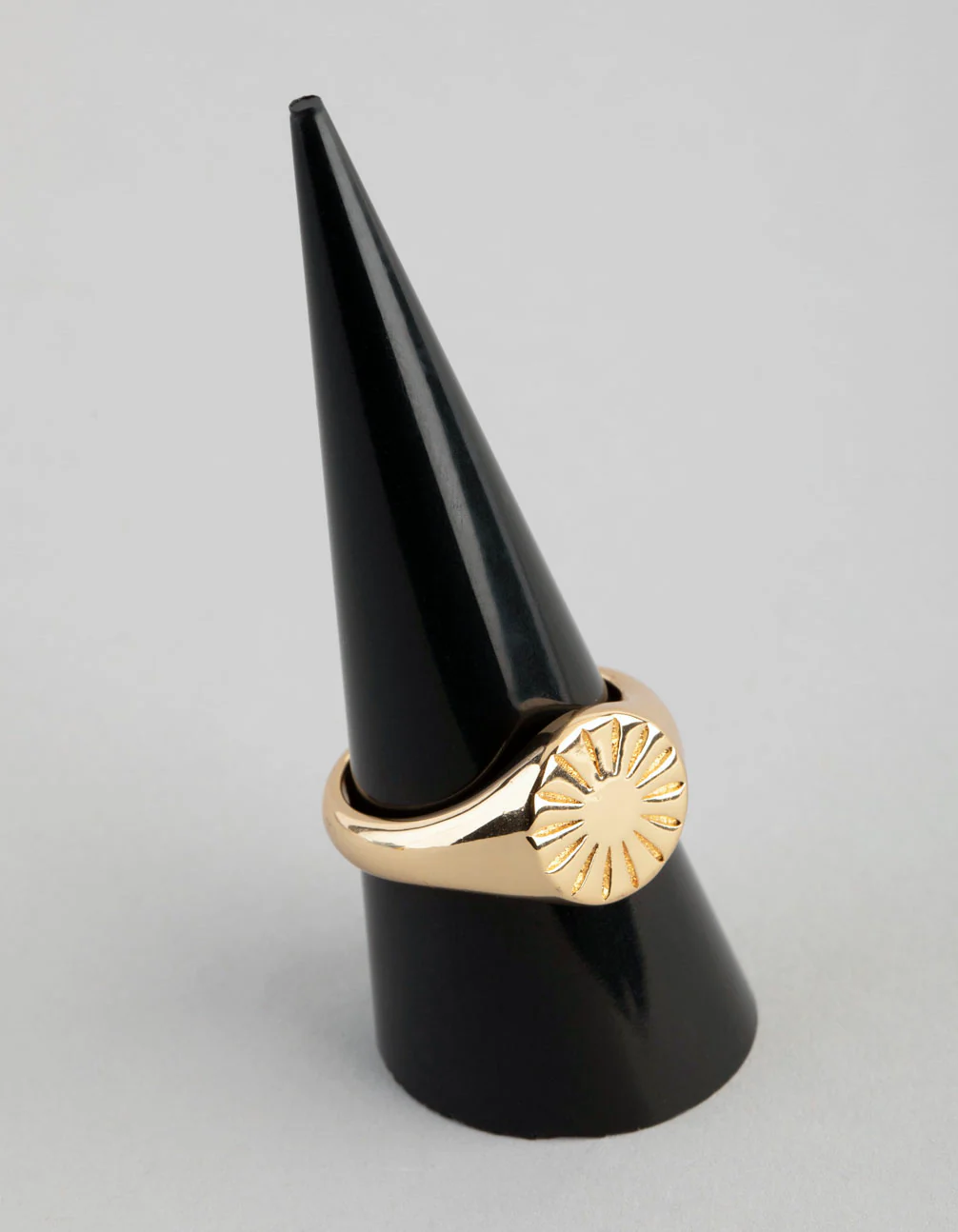 18ct Gold Plated Brass Sunray Signet Ring - Image 2