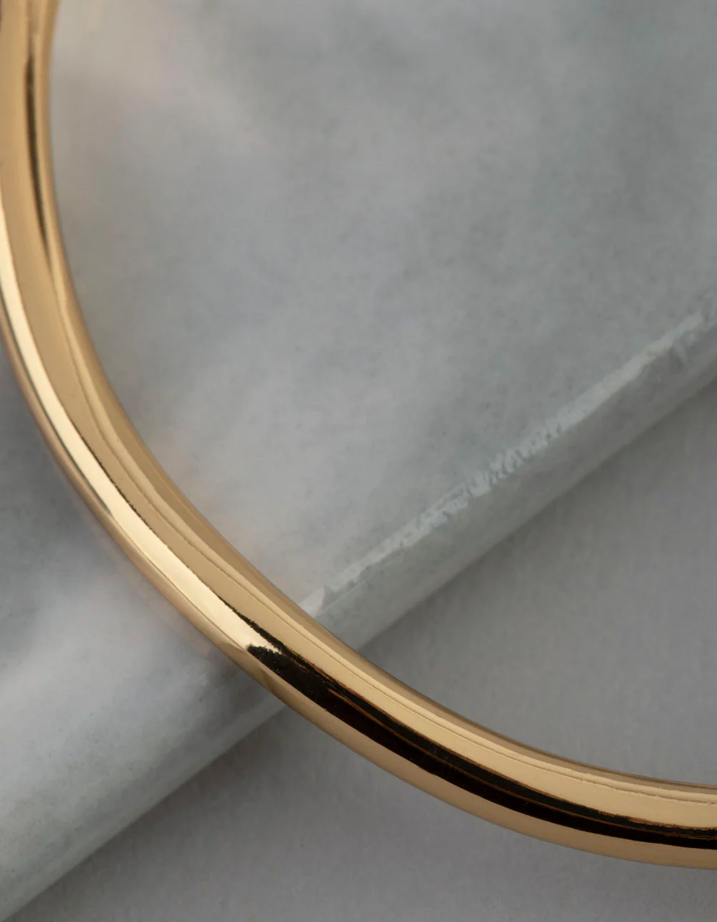 18ct Gold Plated Brass 3.5mm Wavey Bangle - Image 3