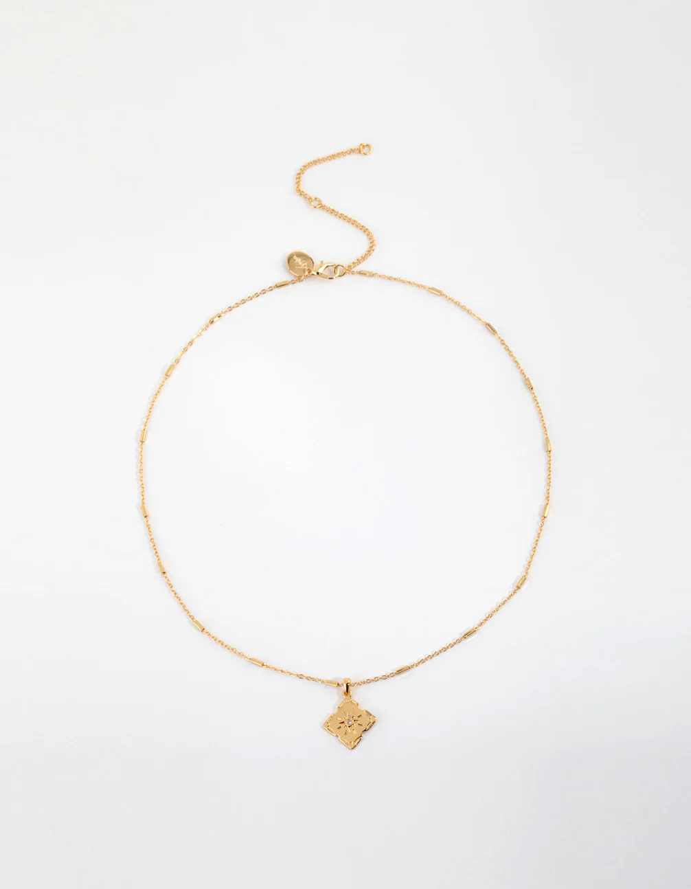 Gold Plated Vintage Star Pendant Necklace - Image 2