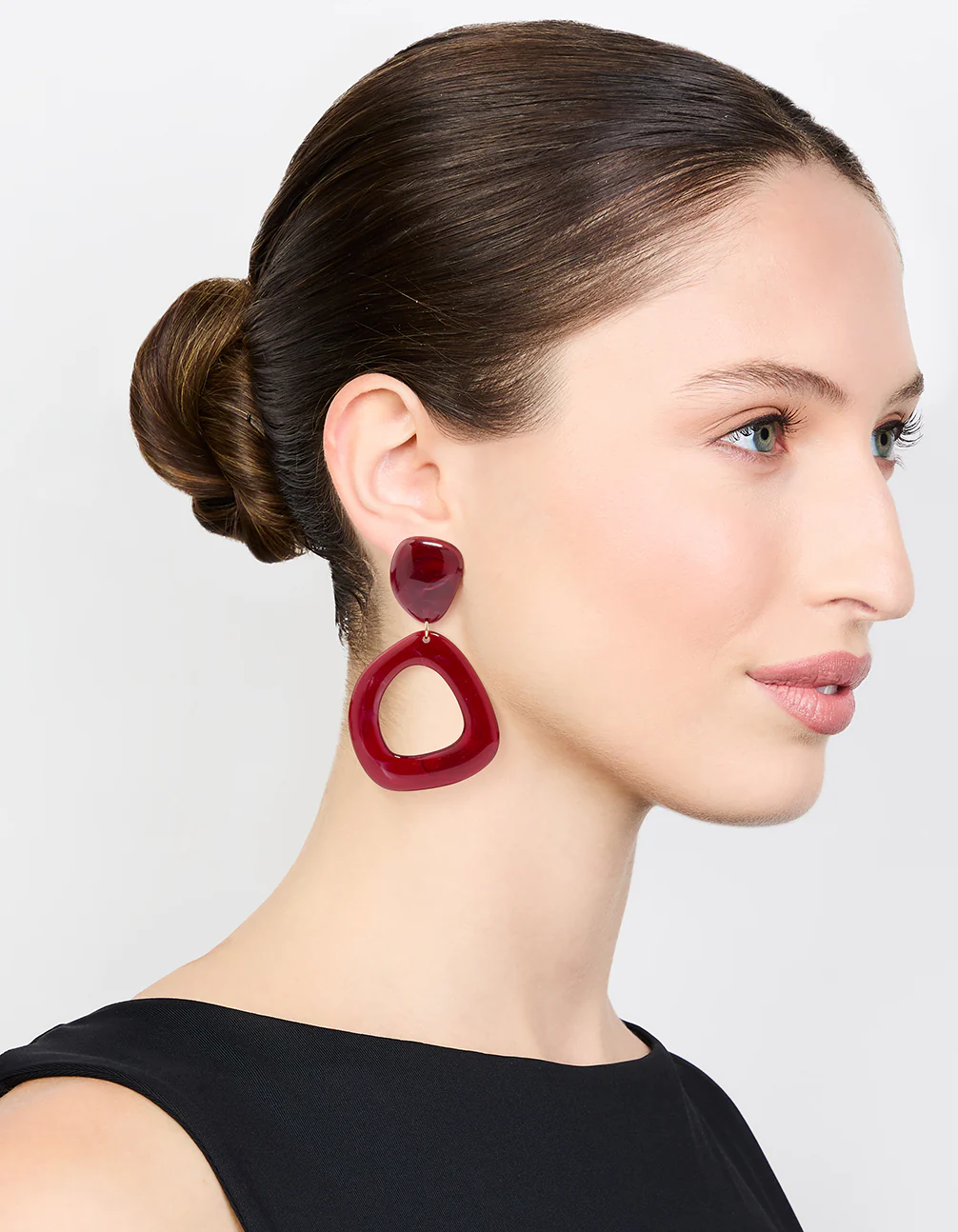 Red Acrylic Organic Open Square Oval Drop Earrings - Image 3