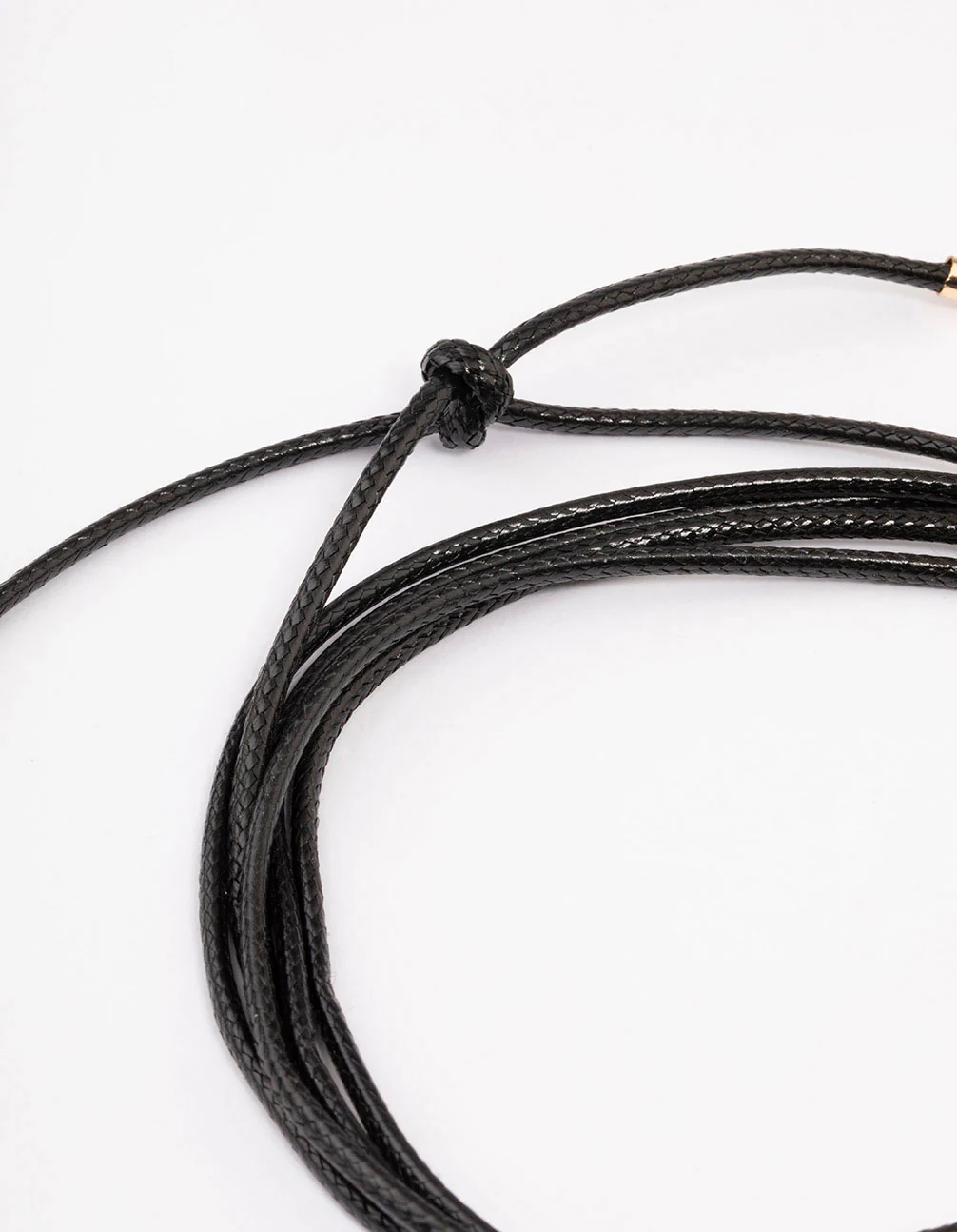 Red Heart Cord Choker Necklace - Image 3