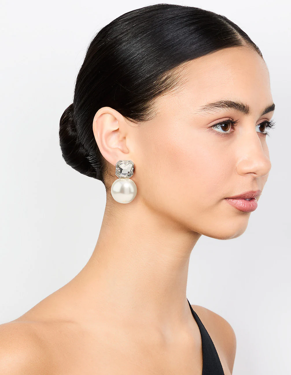 Silver Diamante & Pearl Stud Earrings - Image 3