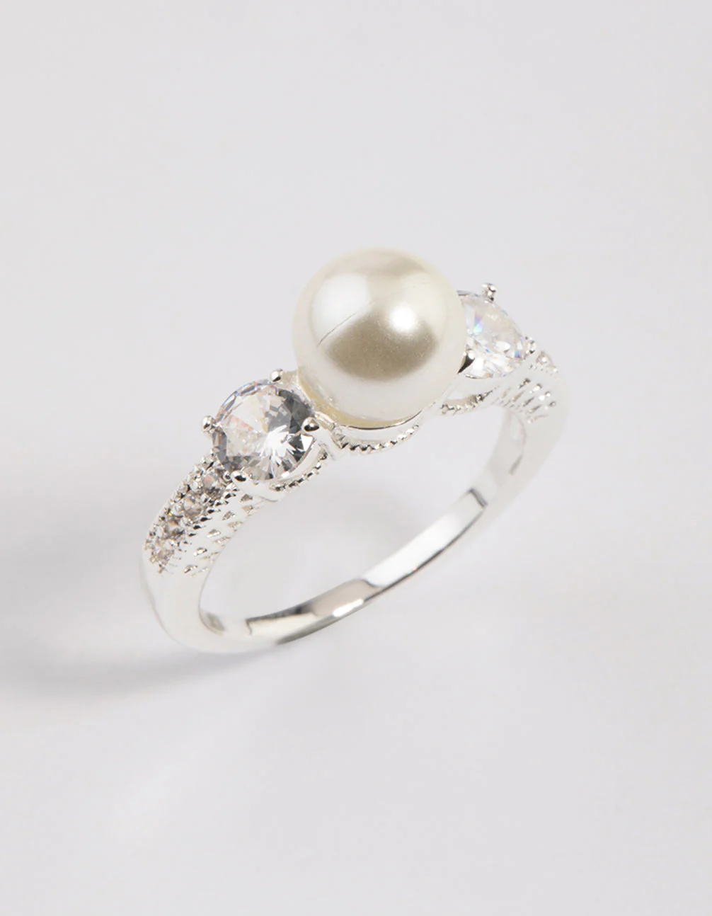 Silver Plated Enchanting Pearl Ring - Image 2
