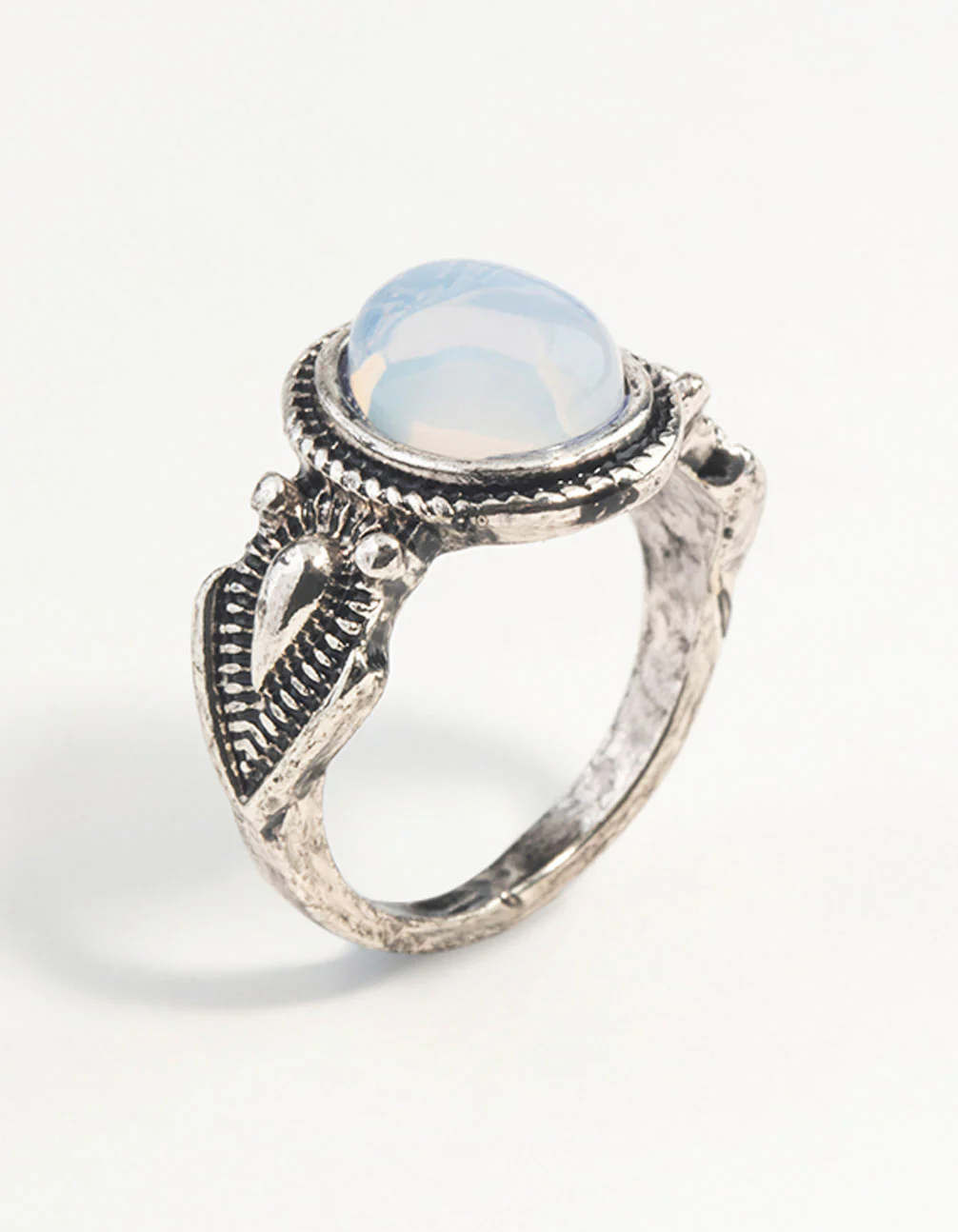 Antique Silver Oval Moonstone Ring - Image 2