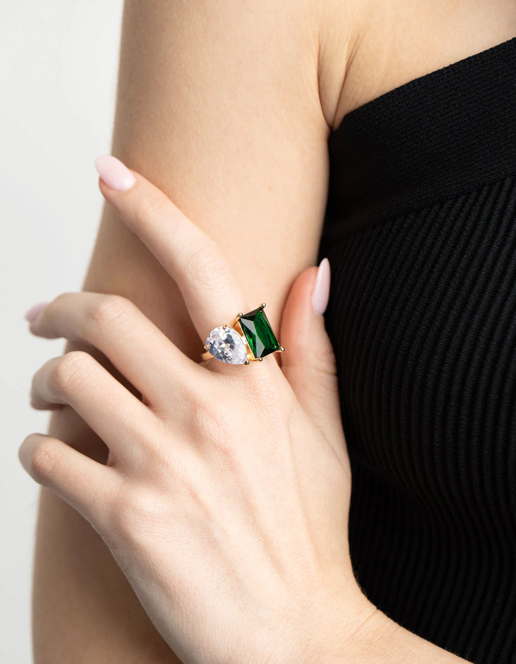 Rhodium Cubic Zirconia Green Statement Ring - Image 2