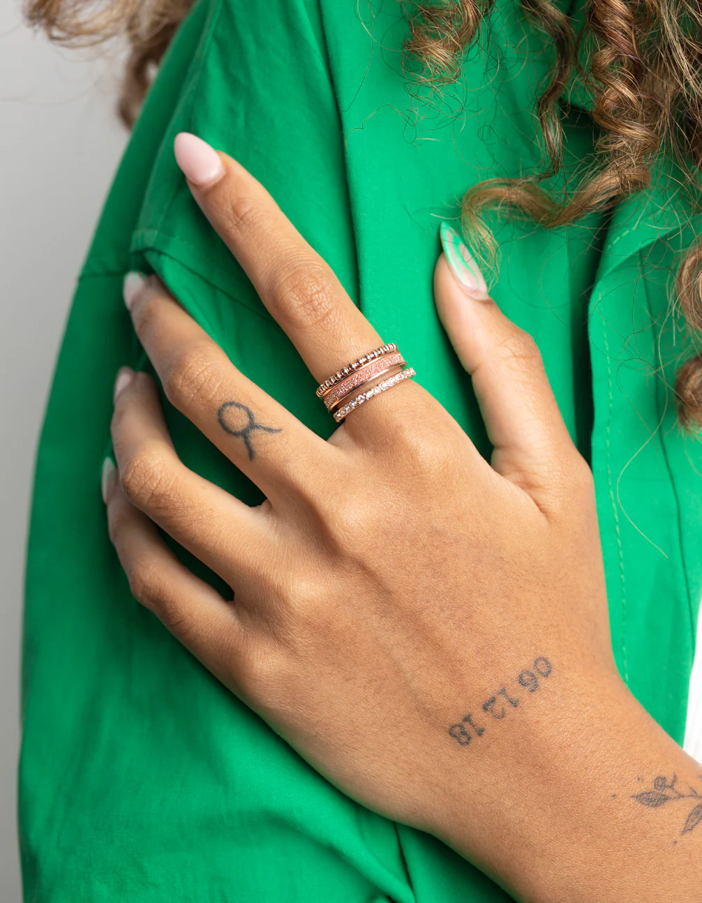 Rose Gold Glitter Ring Stack Pack - Image 2