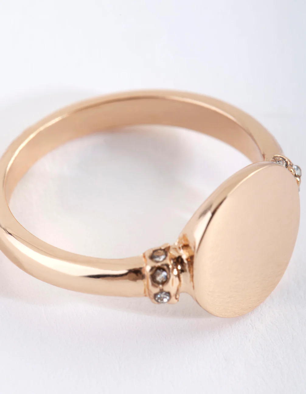 Gold Circle Signet Ring - Image 2