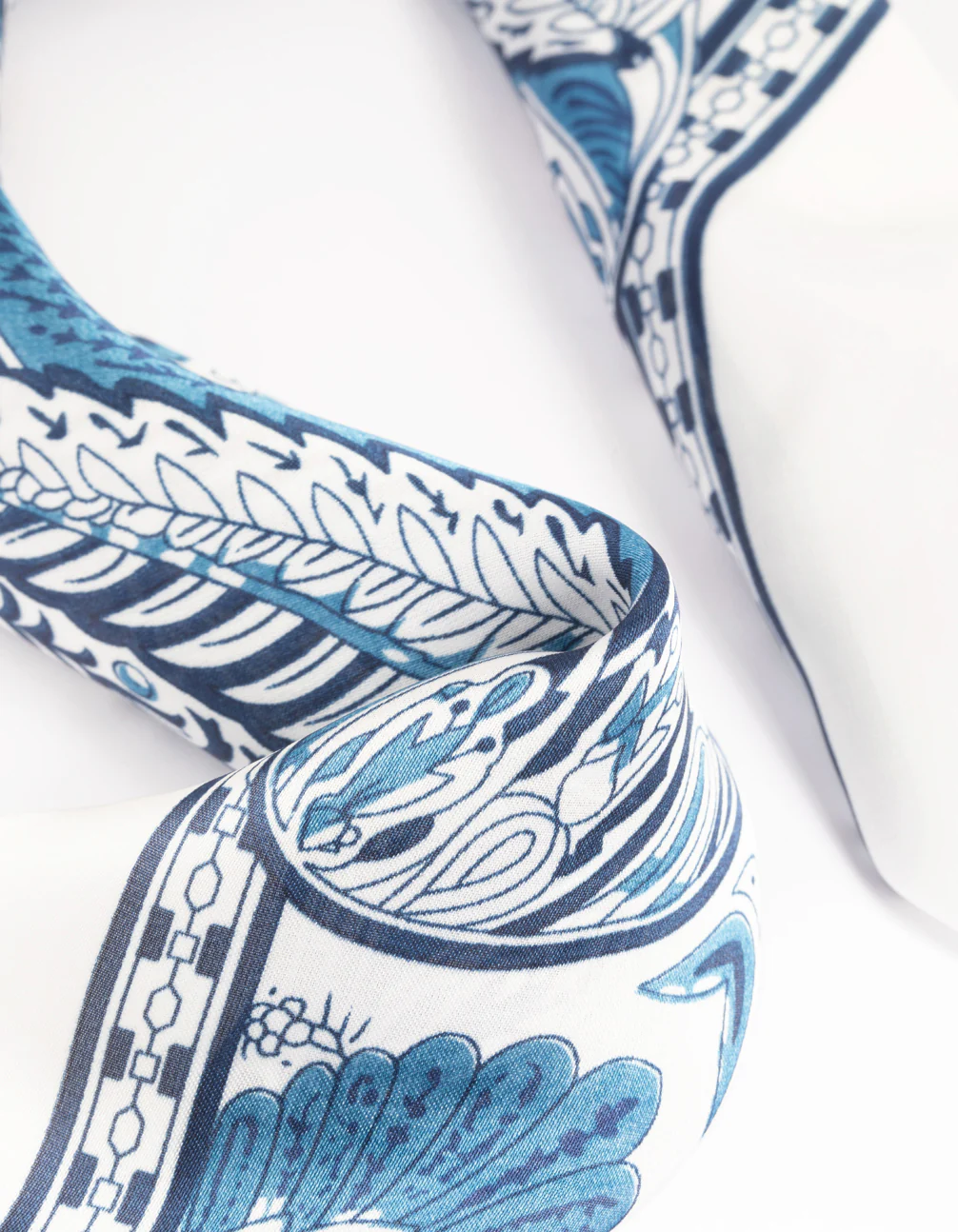 Blue Floral Paisley Print Bandana Hair Scarf - Image 3