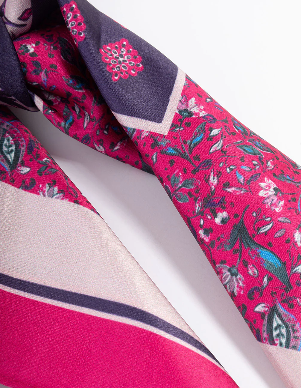 Pink Fabric Mixed Tone Floral Print Scarf - Image 3