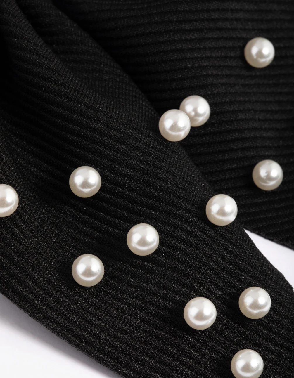 Black Pearl Bow Clip - Image 5