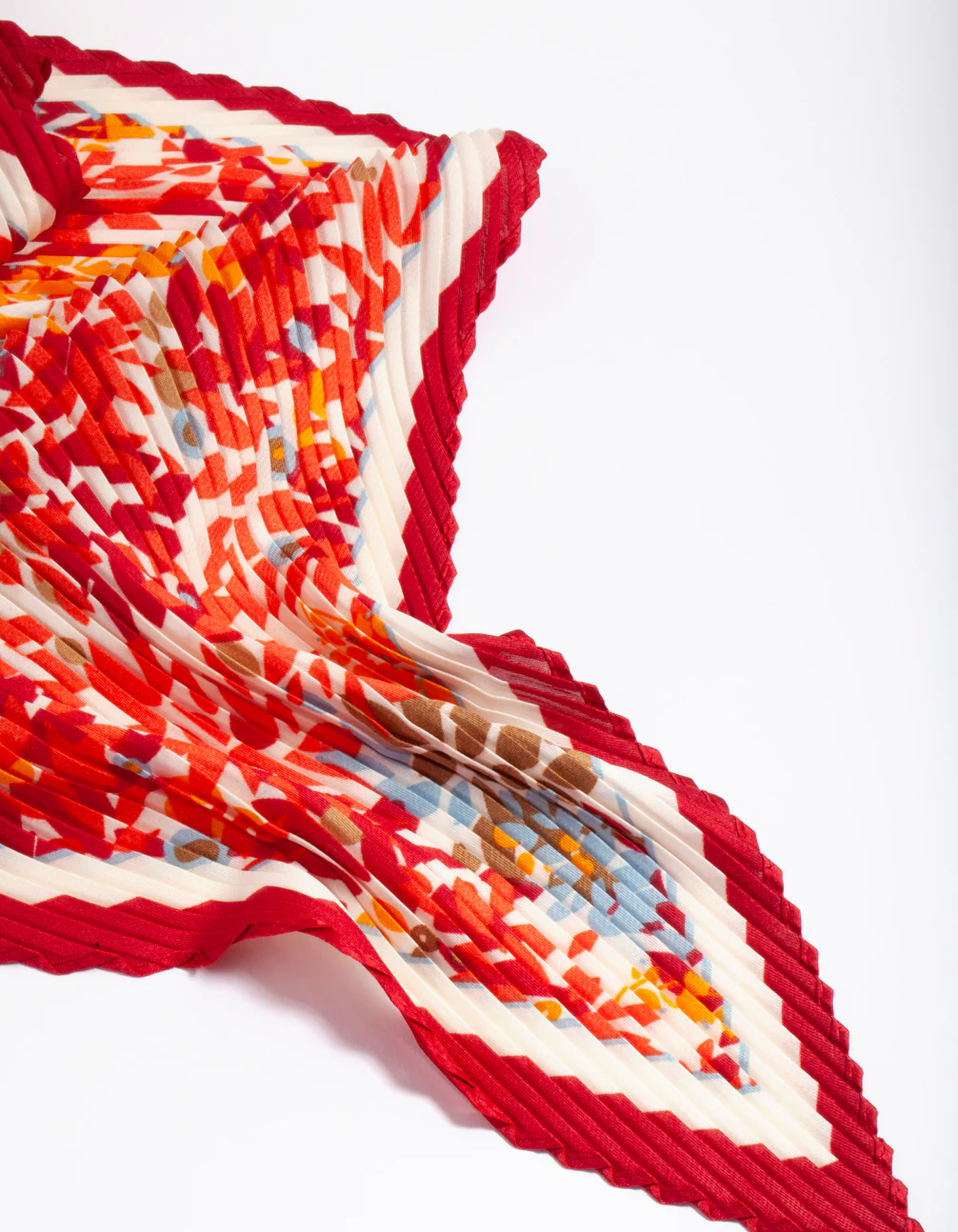 Red Pleated Fabric Bandana Hair Scarf - Image 4