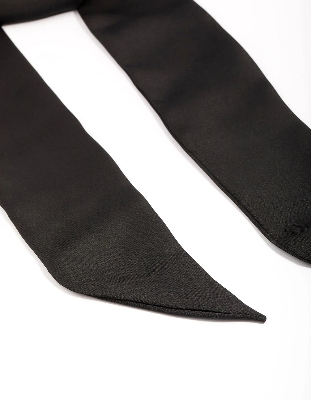 Black Fabric Rosette Long Scarf - Image 3
