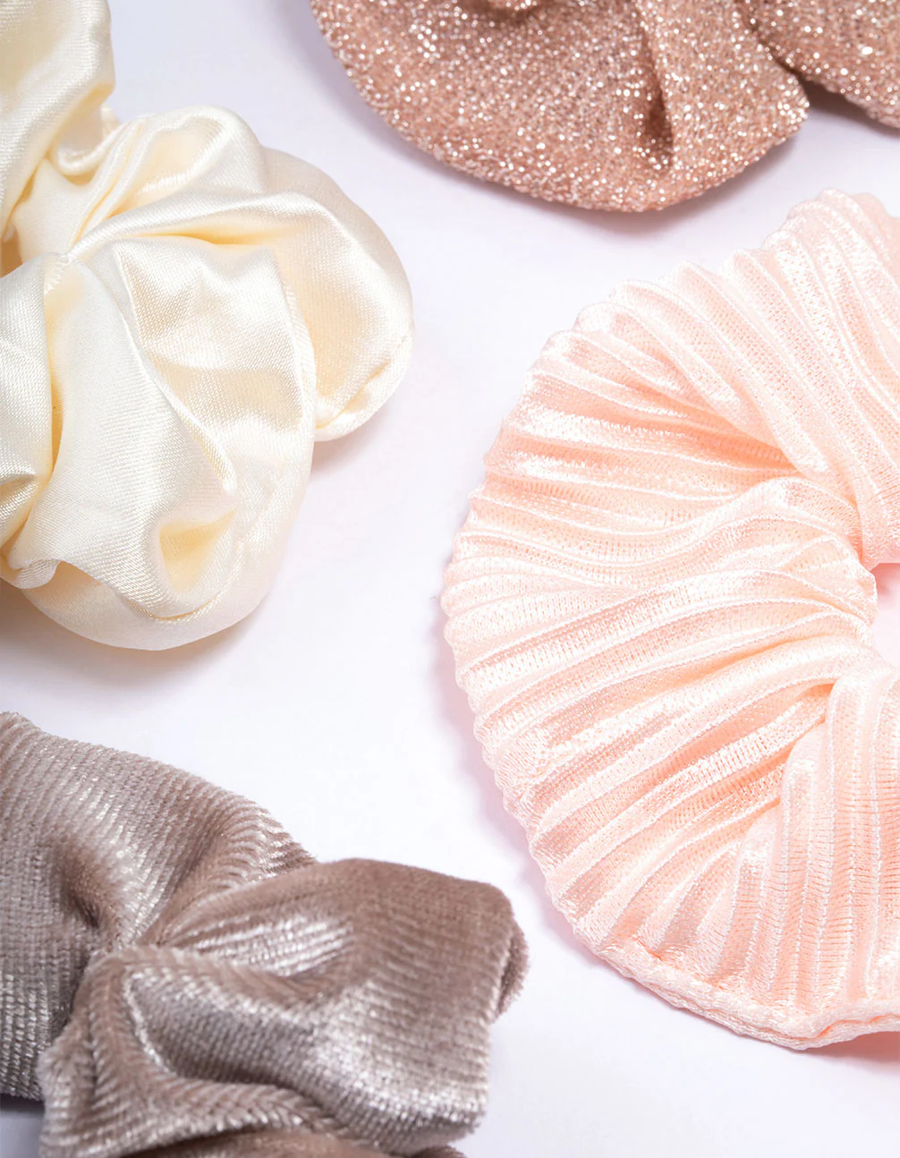 Ivory & Blush Christmas Hair Scrunchie Gift 4-Pack - Image 3