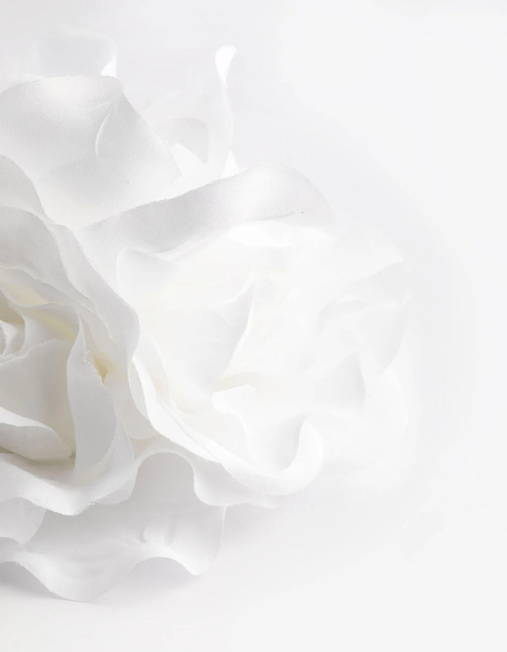 White Trio Rose Large Corsage Clip - Image 4