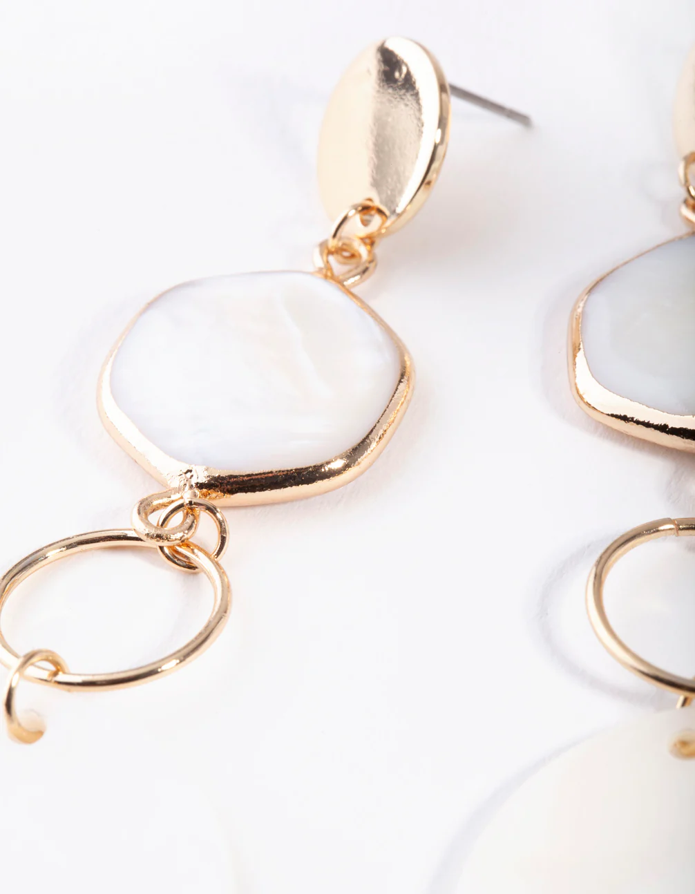 Gold Shell Drop Earrings - Image 3