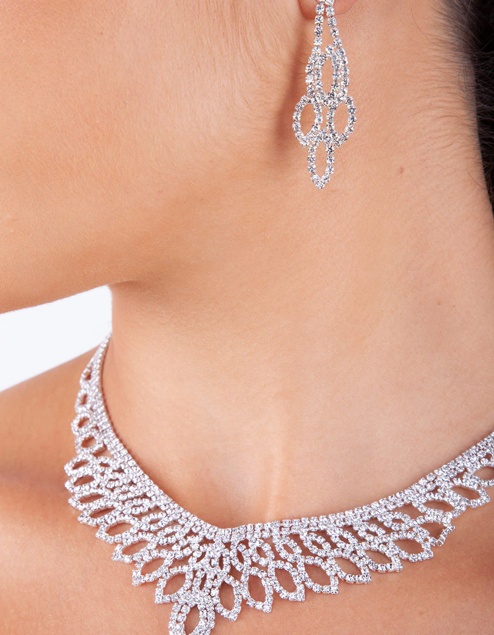 Silver Diamante Cup Chain Drop Earrings Necklace Set - Image 3